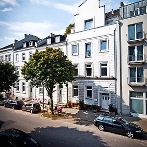 st-pauli-lodge-and-townhouse.hamburg-hotels-de.com/